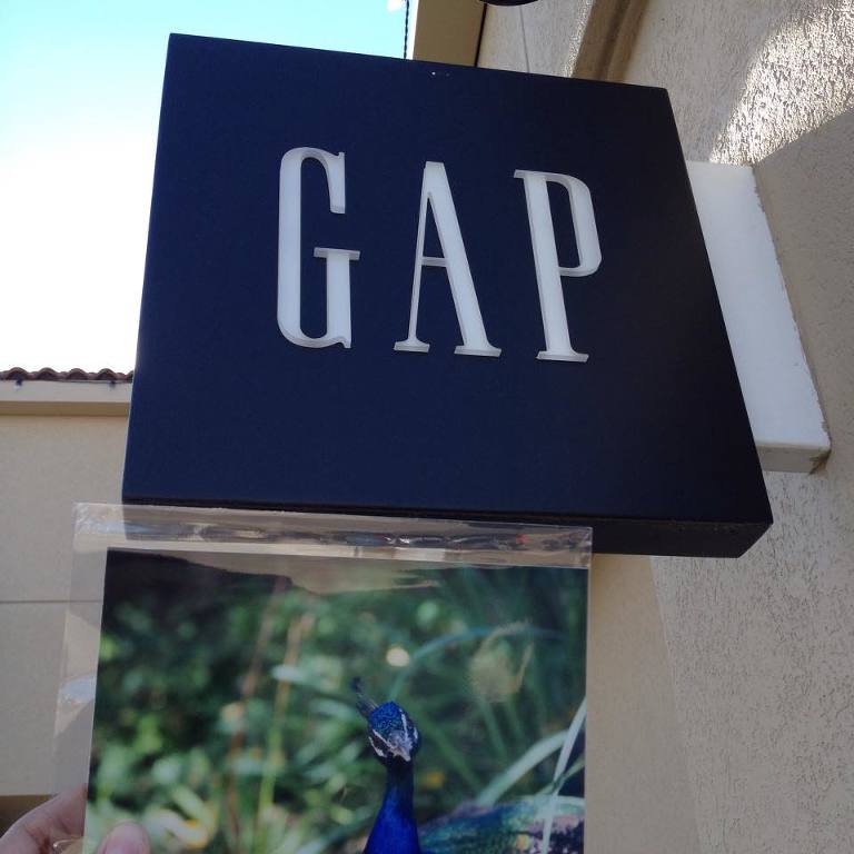 Jenny Myers Photography print hidden at Gap in Bradley Fair